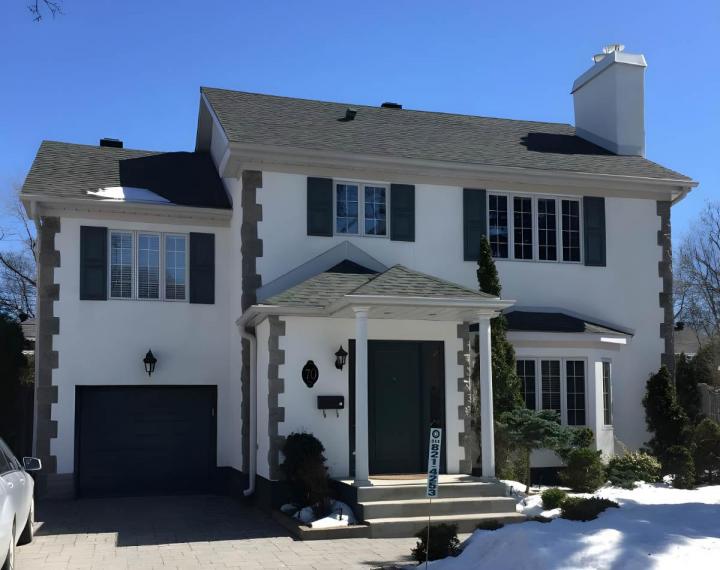 Revêtements extérieurs en stucco : durabilité garantie en plus de l’esthétique.